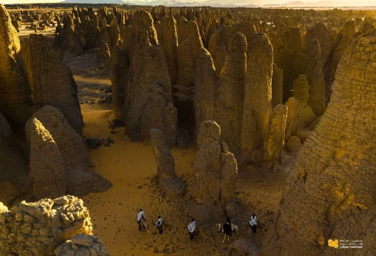 Tasno rock formations