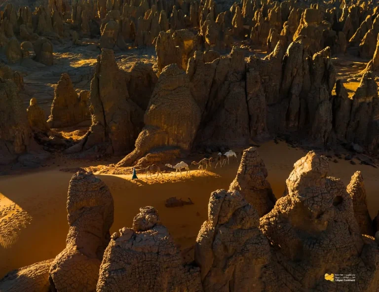 Tasno rock formations